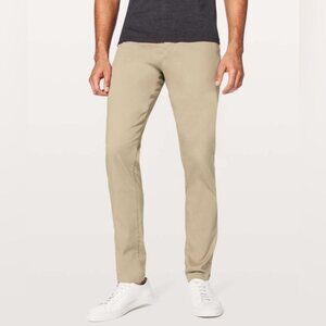 Lululemon Commission Pant Classic  Swift Cotton in Tofino Sand